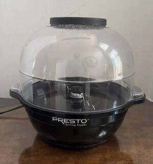 Presto Electric Stirring Popcorn Maker 05200 6 Quart Corn Popper